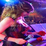 Darine hadchiti sur yala.fm